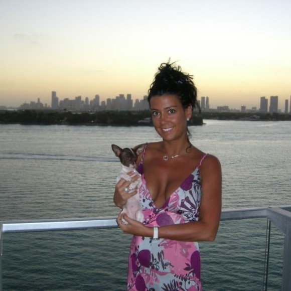 Meet your Posher, Lisa - Picture 1 of 1